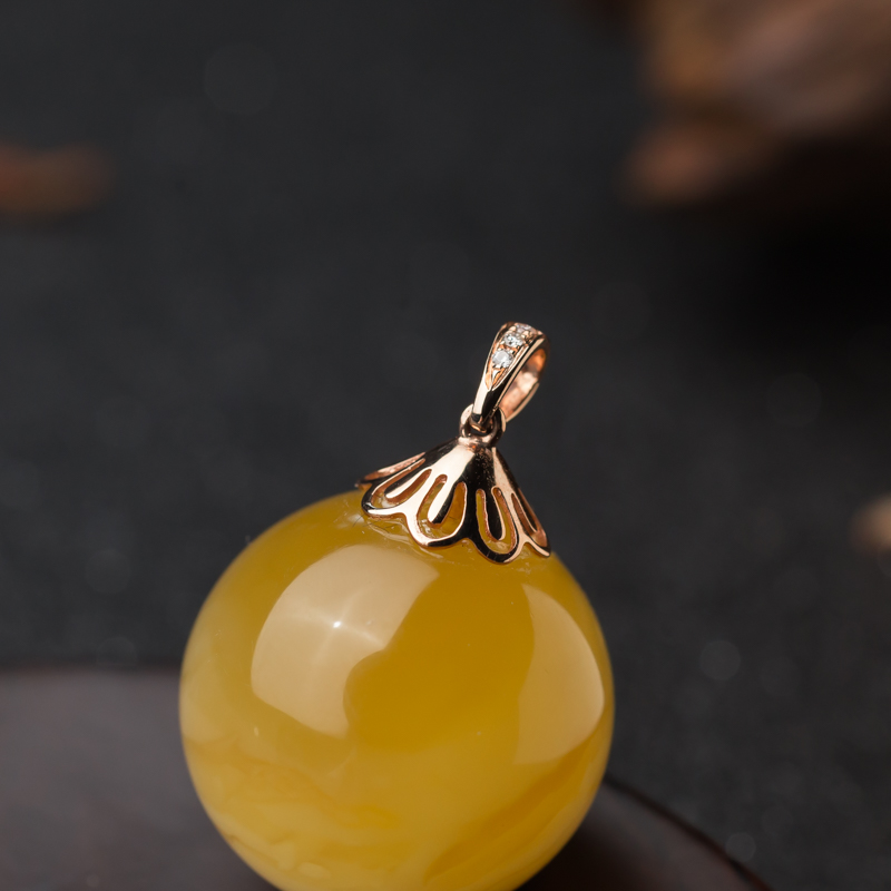 18K鸡油黄蜜蜡圆珠吊坠-红掌柜