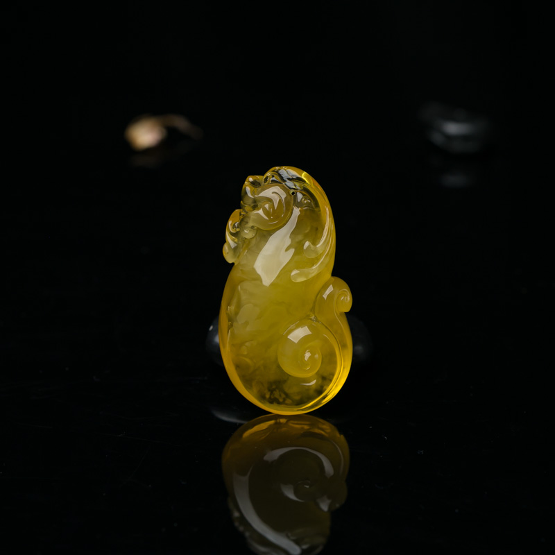 带皮鸡油黄金绞蜜仿古貔貅吊坠-红掌柜