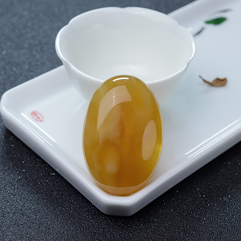 蜜蜡随形吊坠-红掌柜