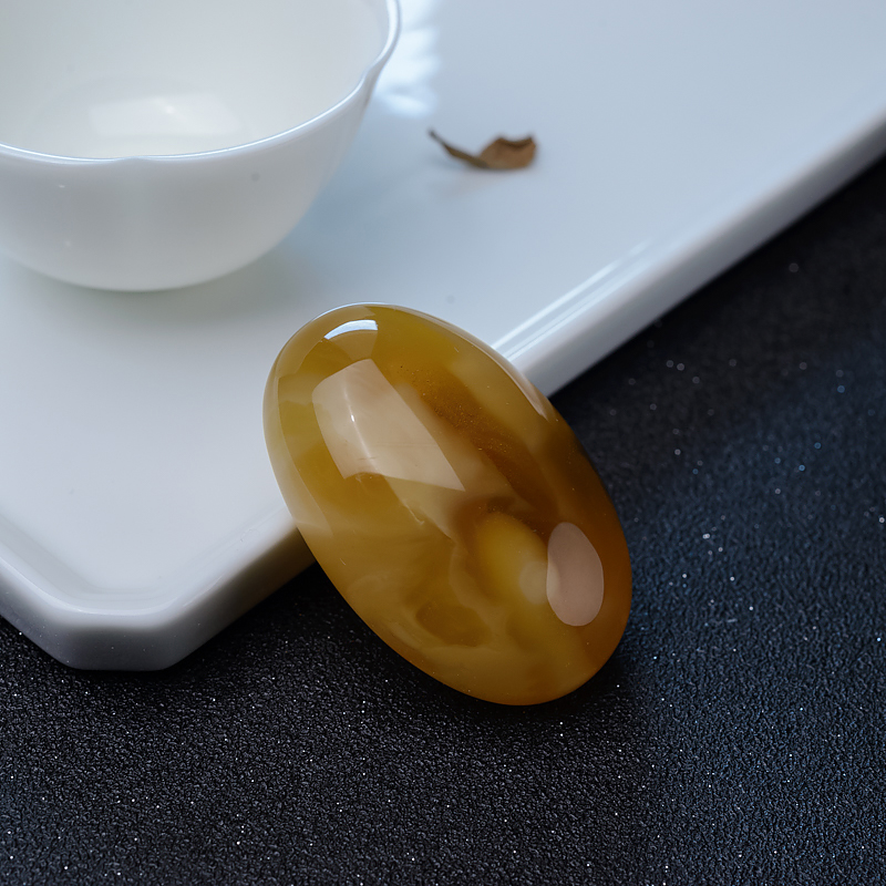 天然波罗的海蜜蜡随形吊坠-红掌柜