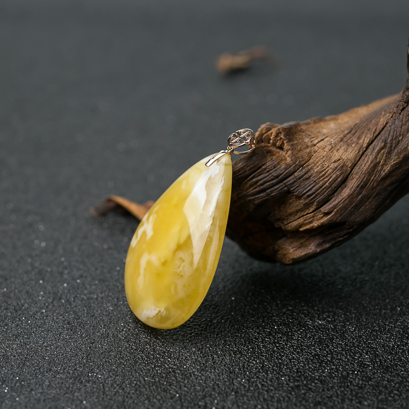 白花蜜蜡随形吊坠-红掌柜