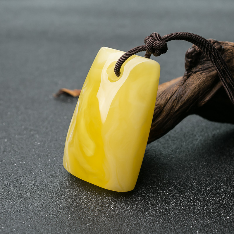 天然蜜蜡无事牌吊坠-红掌柜