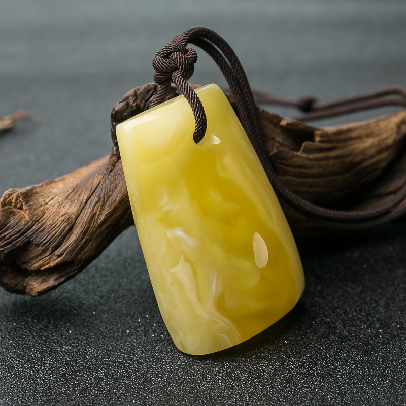 波罗的海蜜蜡无事牌吊坠-红掌柜