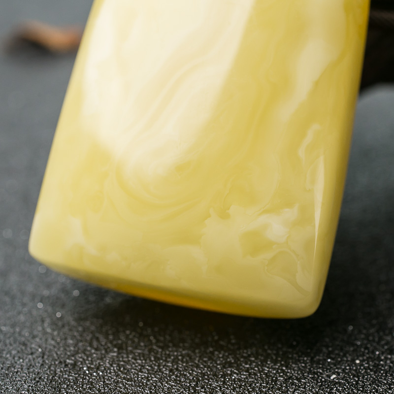 天然蜜蜡无事牌吊坠-红掌柜