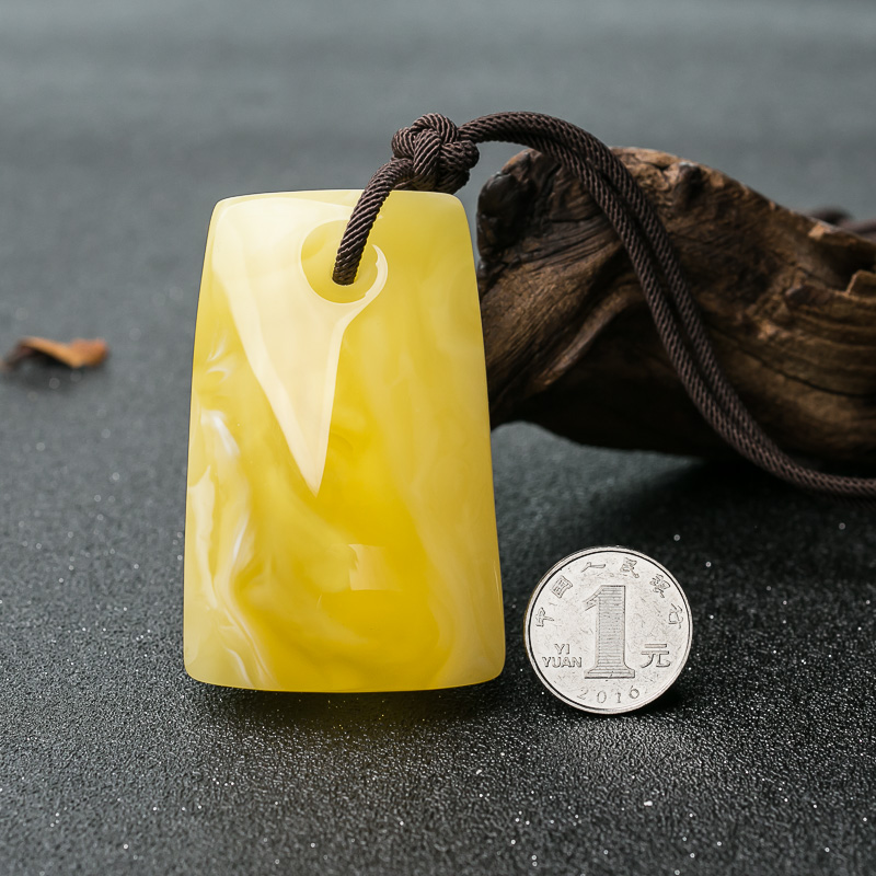 蜜蜡无事牌挂坠-红掌柜