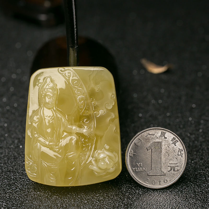 鸡油黄蜜蜡观音吊坠-红掌柜