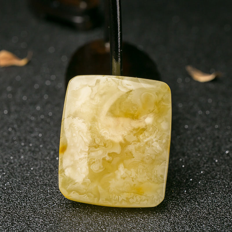 天然鸡油黄蜜蜡黄财神吊坠-红掌柜