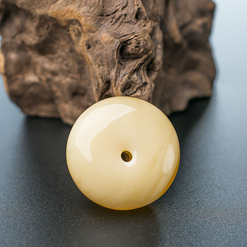 鸡油黄蜜蜡平安扣吊坠-红掌柜