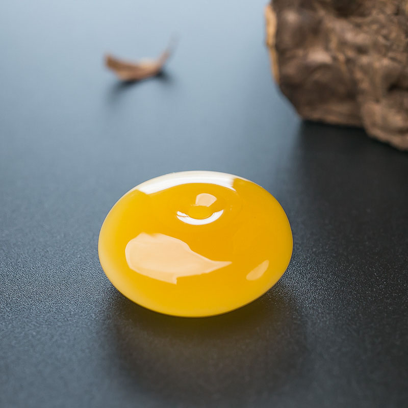 鸡油黄蜜蜡平安扣挂坠-红掌柜