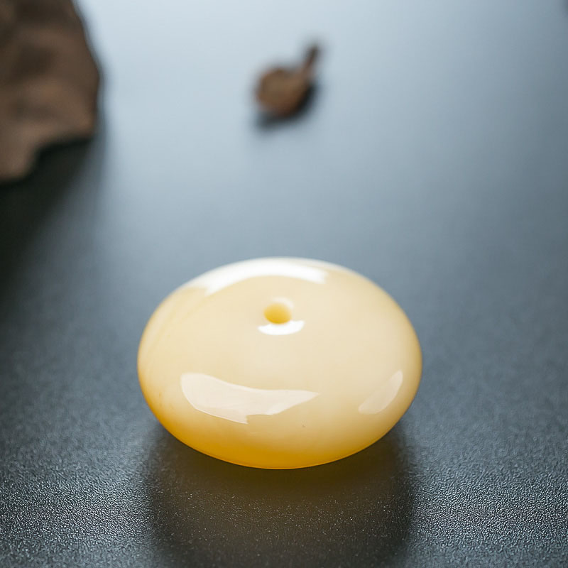 蜜蜡平安扣挂坠-红掌柜