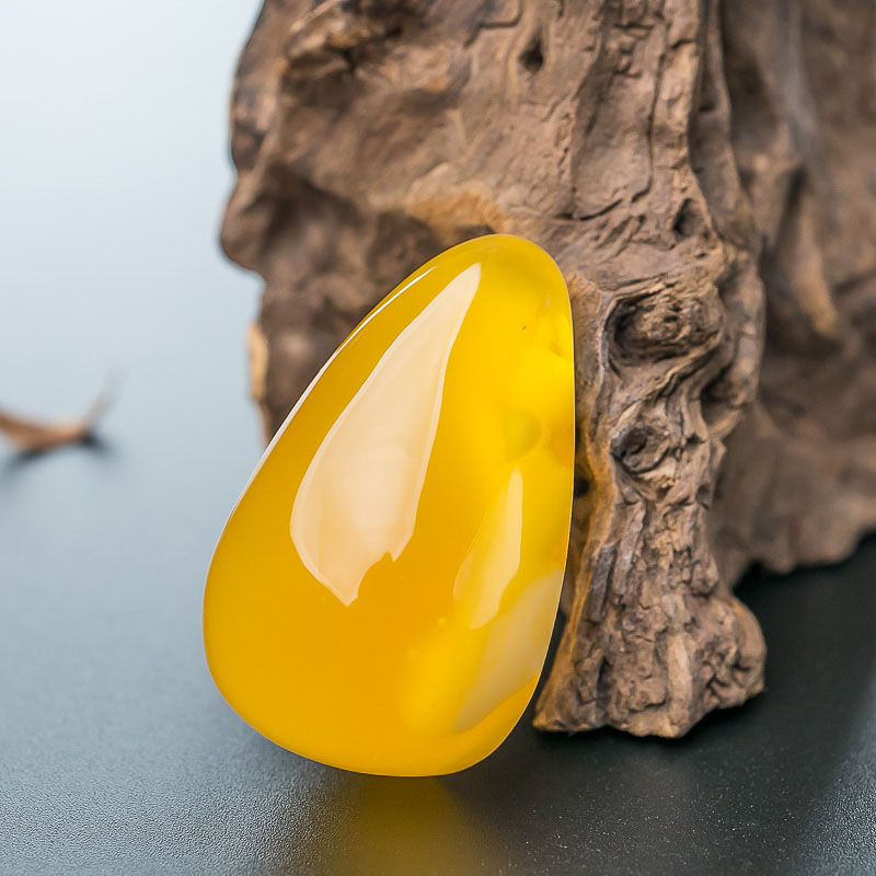 蜜蜡水滴吊坠-红掌柜