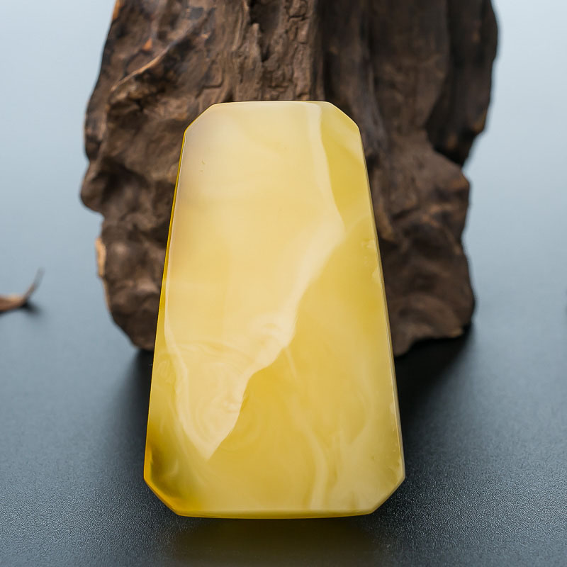 波罗的海蜜蜡方牌吊坠-红掌柜