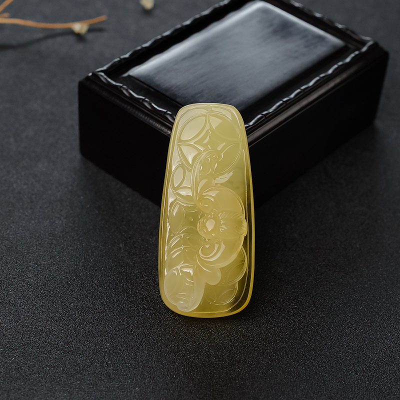 鸡油黄蜜蜡福在眼前吊坠-红掌柜