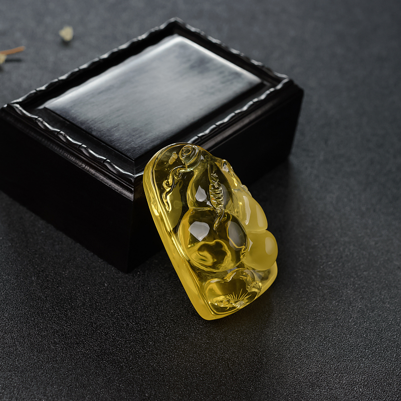 鸡油黄蜜蜡吊坠-红掌柜