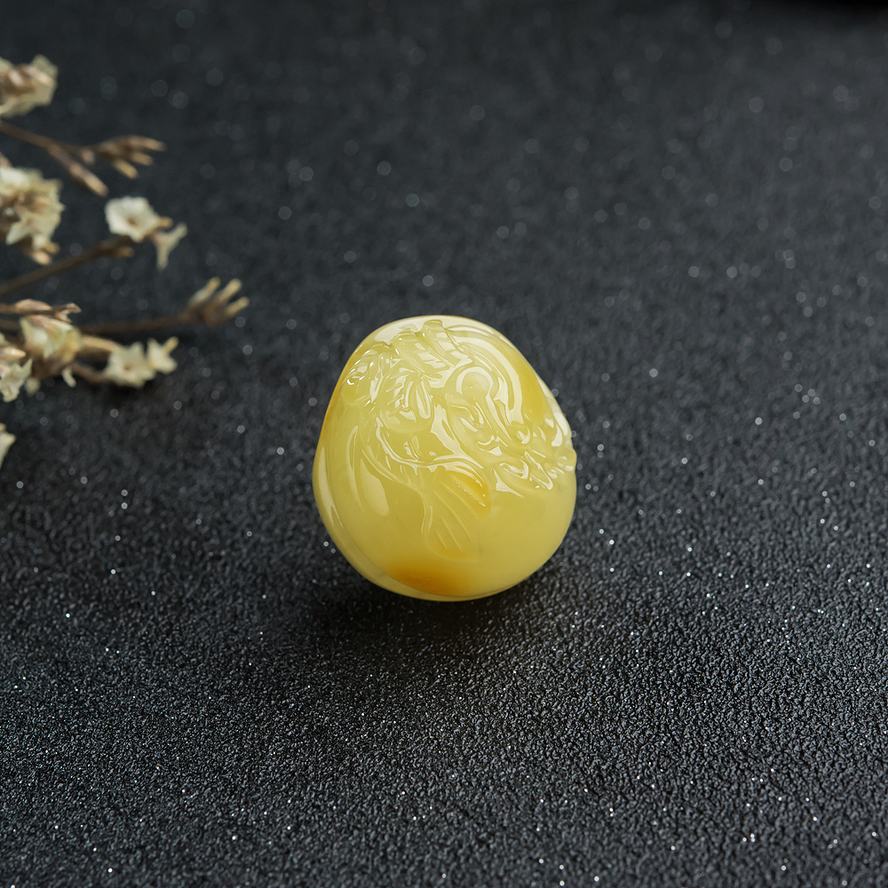 鸡油黄蜜蜡钱袋吊坠-红掌柜