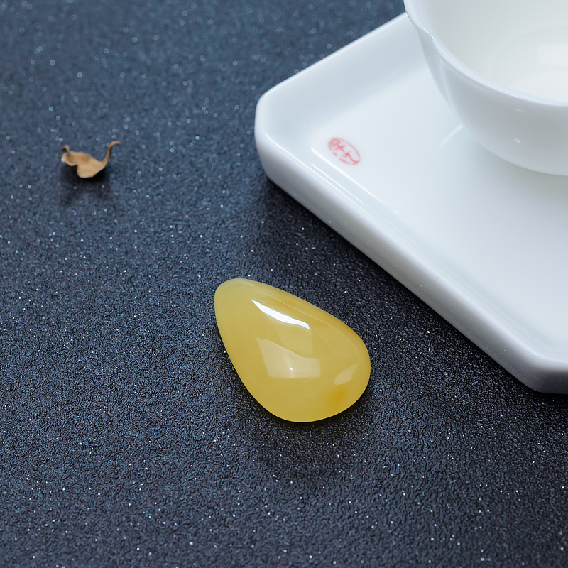 波罗的海天然鸡油黄蜜蜡吊坠-红掌柜