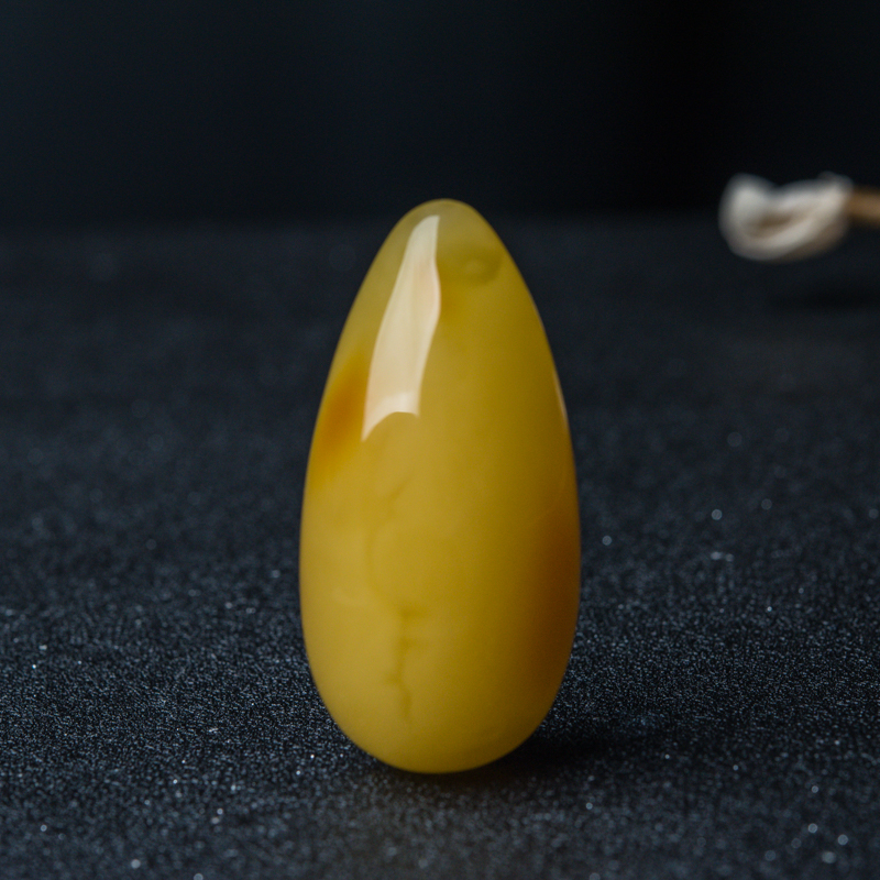 蜜蜡吊坠-红掌柜