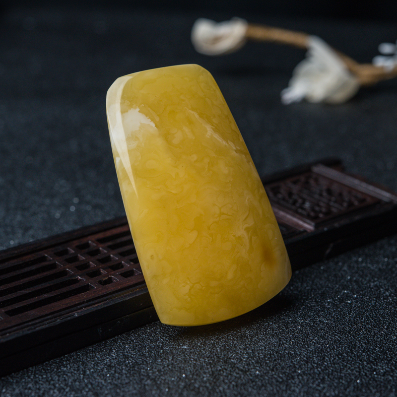 蜜蜡吊坠-红掌柜