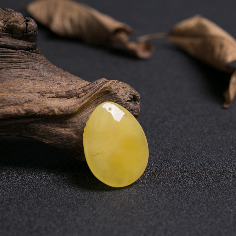 蜜蜡年年有余吊坠-红掌柜