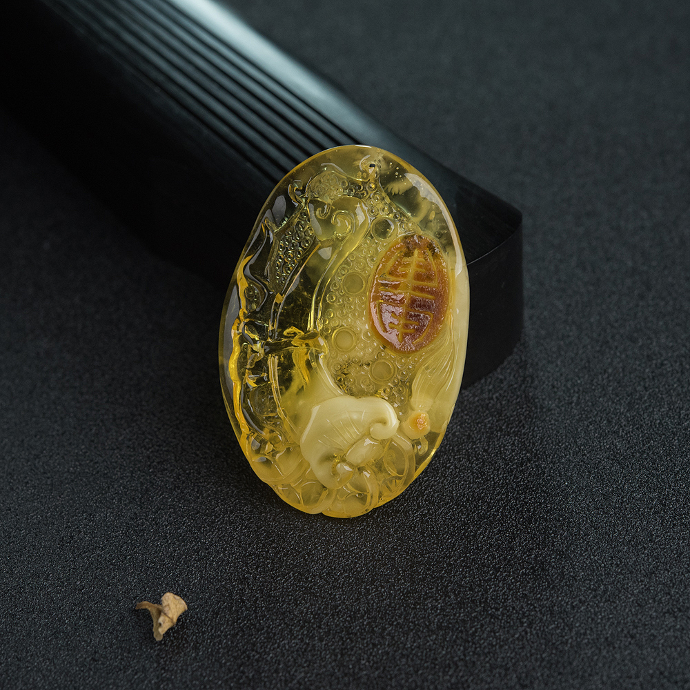 天然鸡油黄金绞蜜如意吊坠-红掌柜