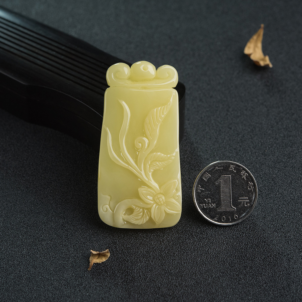 波罗的海蜜蜡花吊坠-红掌柜