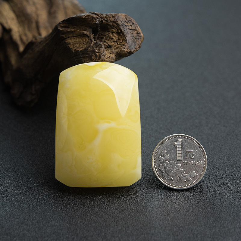 蜜蜡无事牌挂件-红掌柜