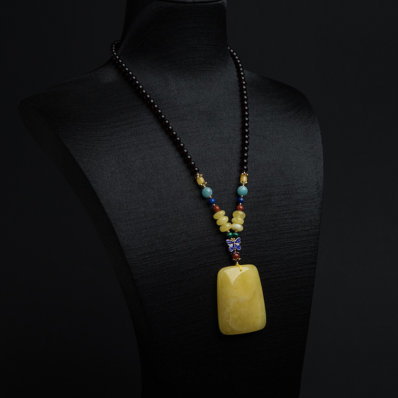 天然鸡油黄蜜蜡无事牌项链-红掌柜