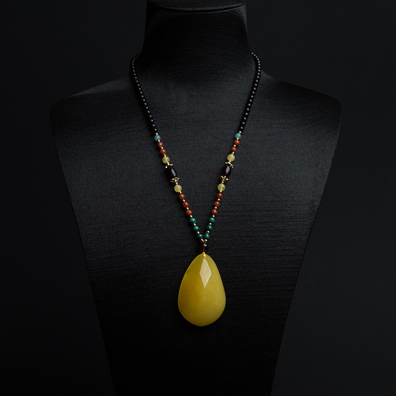 鸡油黄蜜蜡随形项链-红掌柜