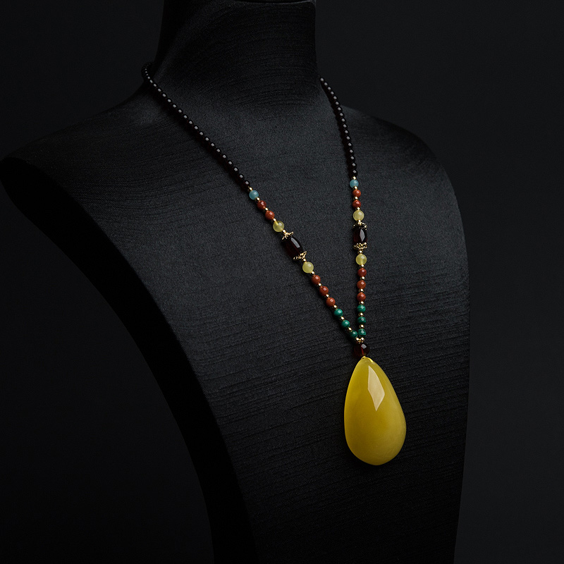 天然鸡油黄蜜蜡随形项链-红掌柜