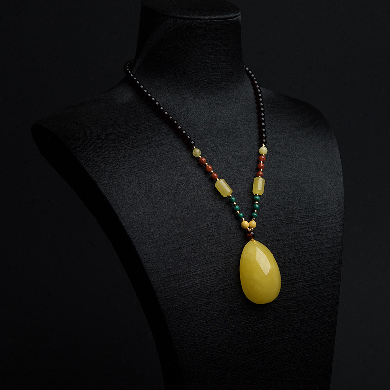 天然鸡油黄蜜蜡随形项链-红掌柜