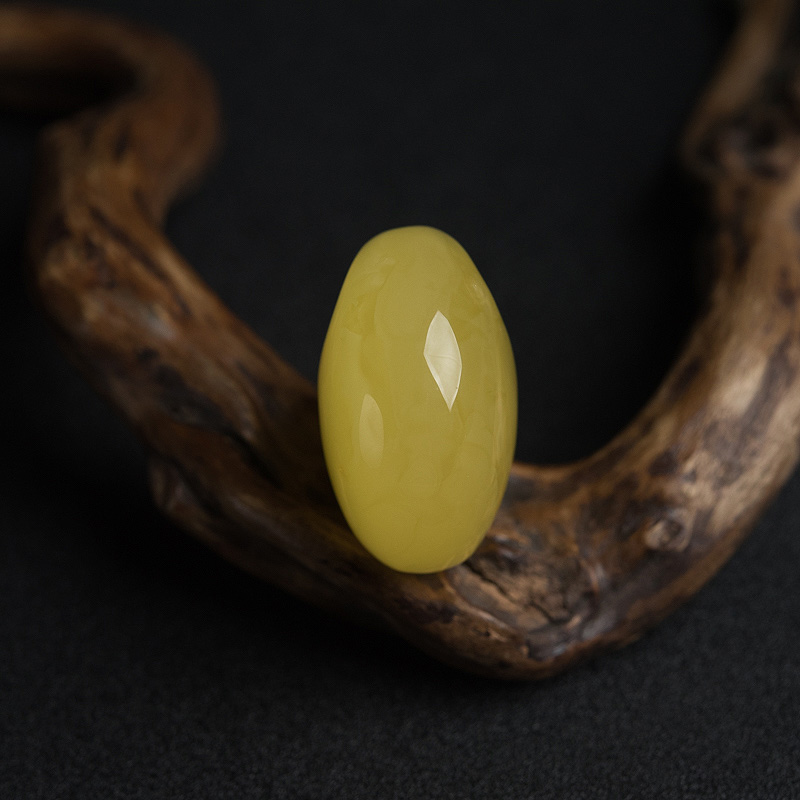 波罗的海天然鸡油黄蜜蜡吊坠-红掌柜