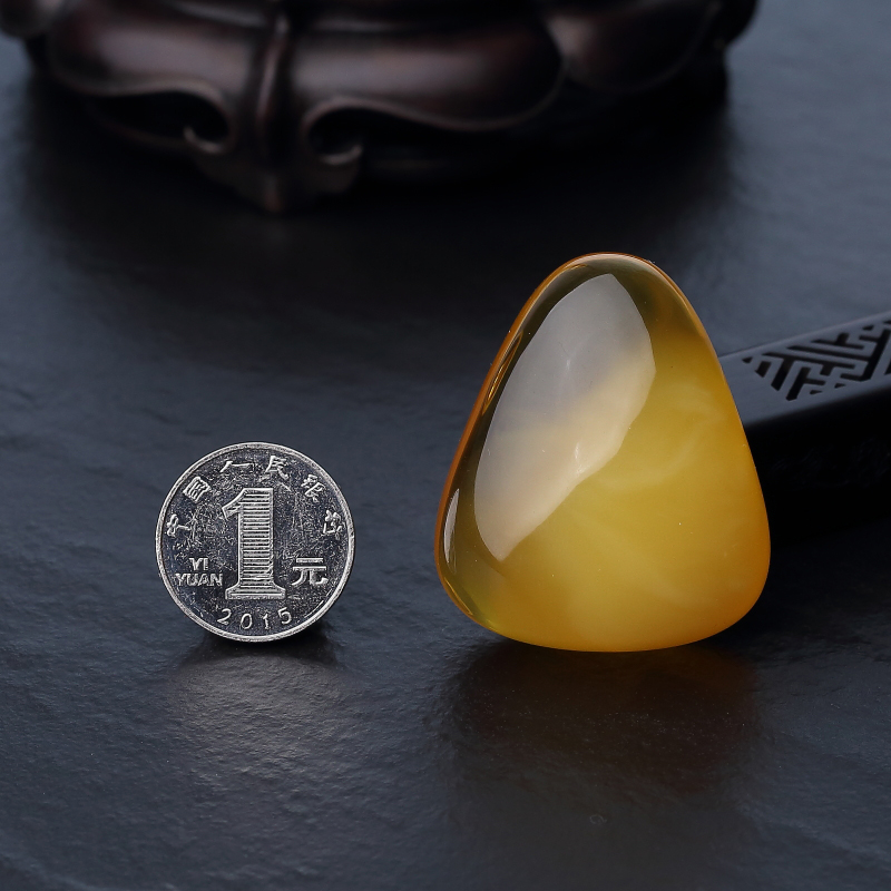 鸡油黄金绞蜜蜡随形吊坠-红掌柜