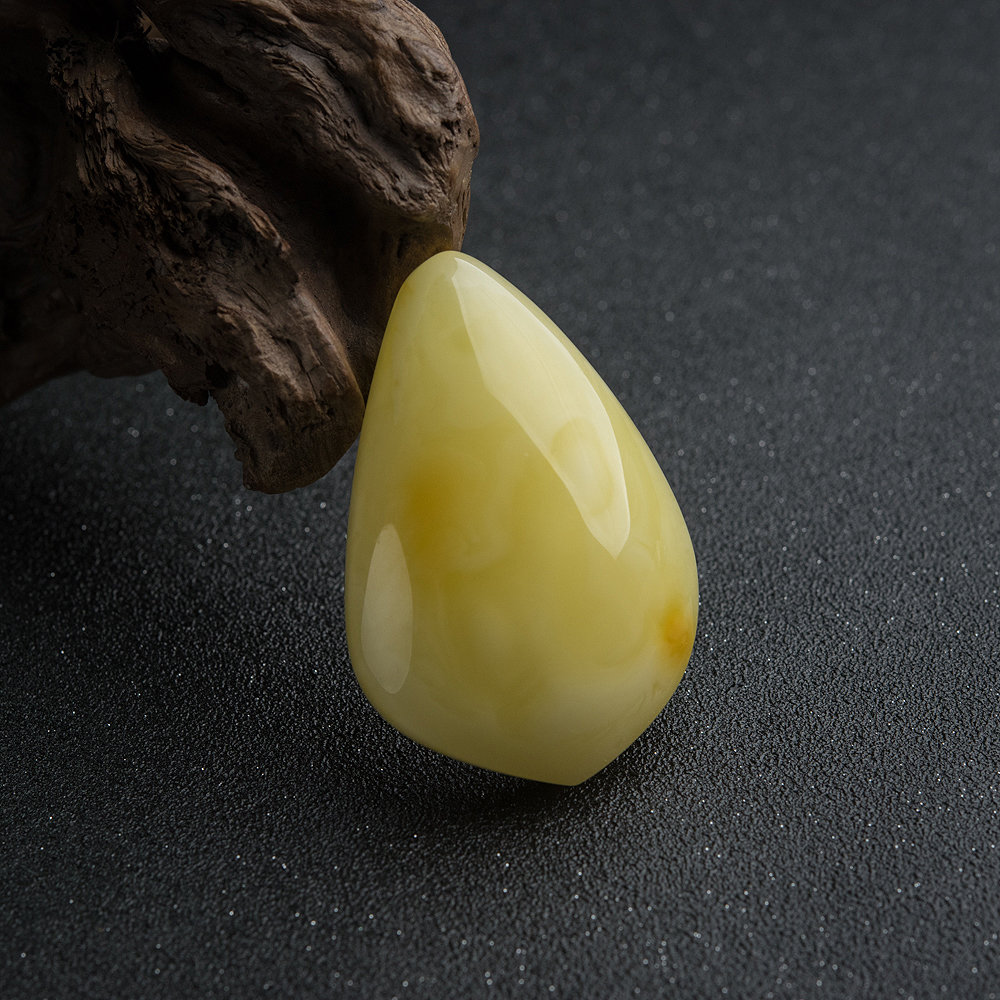 蜜蜡随形吊坠-红掌柜 