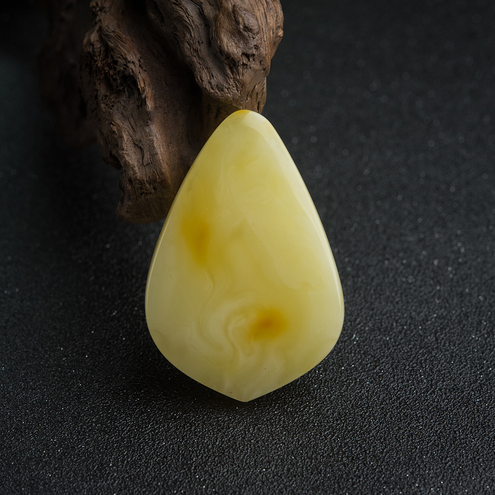 波罗的海柠檬黄蜜蜡随形吊坠-红掌柜