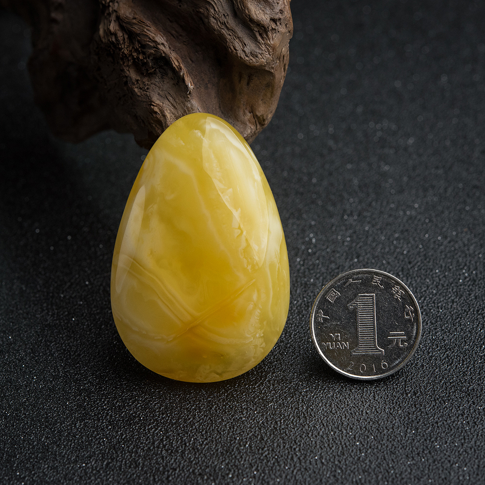 蜜蜡随形挂坠-红掌柜