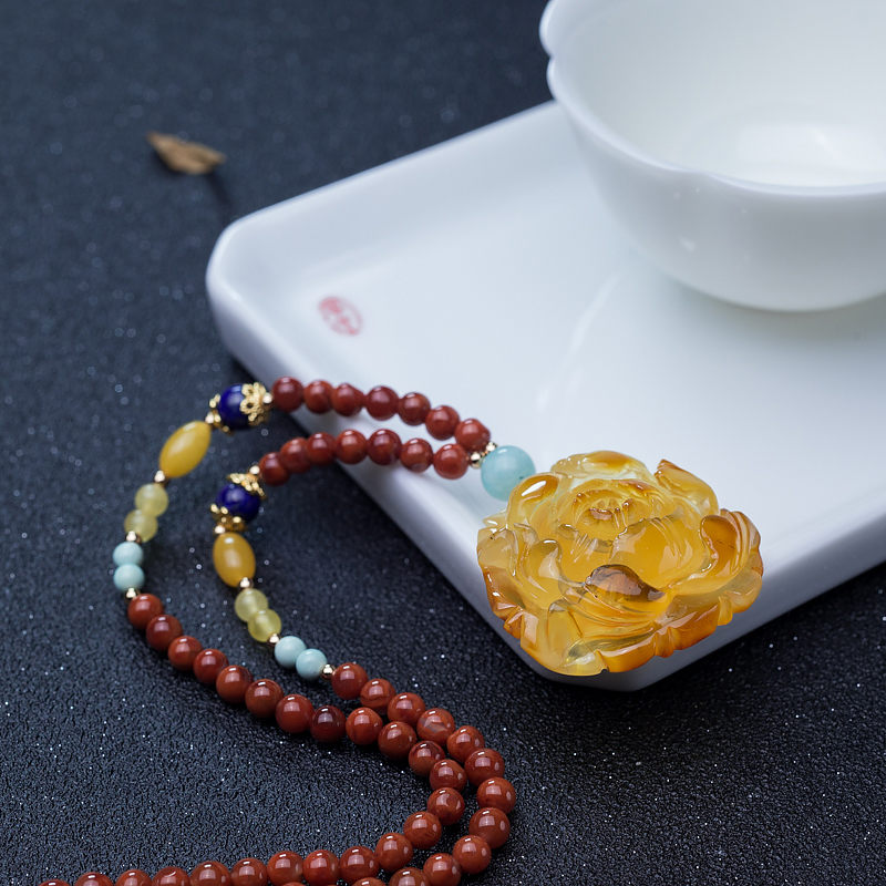 金绞蜜牡丹花吊坠-红掌柜