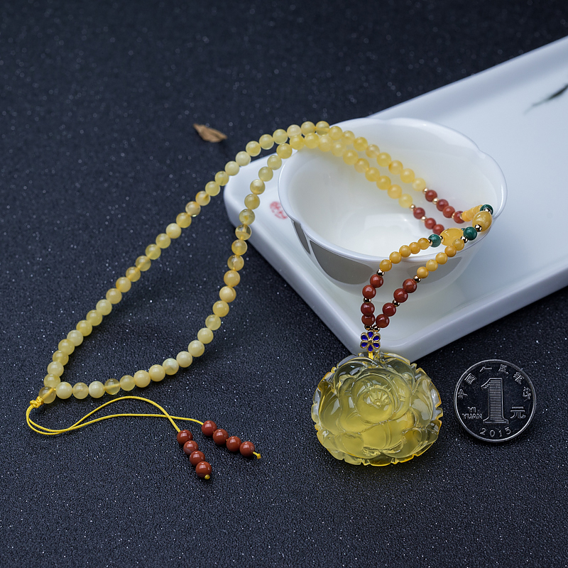 蜜蜡牡丹花吊坠-红掌柜