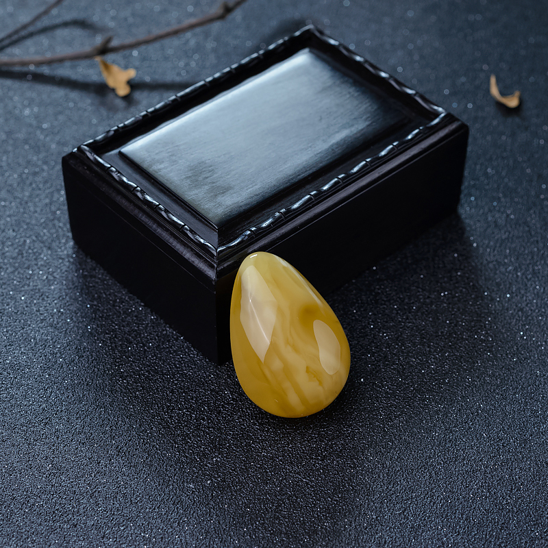 鸡油黄蜜蜡吊坠-红掌柜