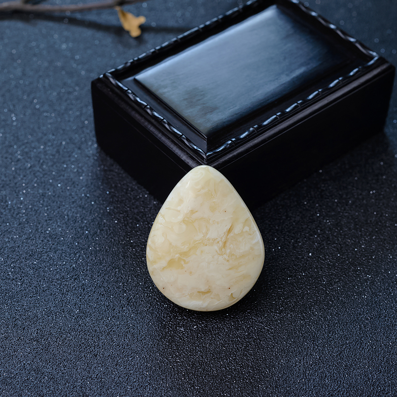 白花蜜蜡吊坠-红掌柜