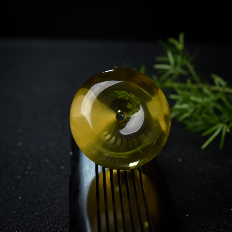 波罗的海鸡油黄金绞蜜平安扣吊坠-红掌柜