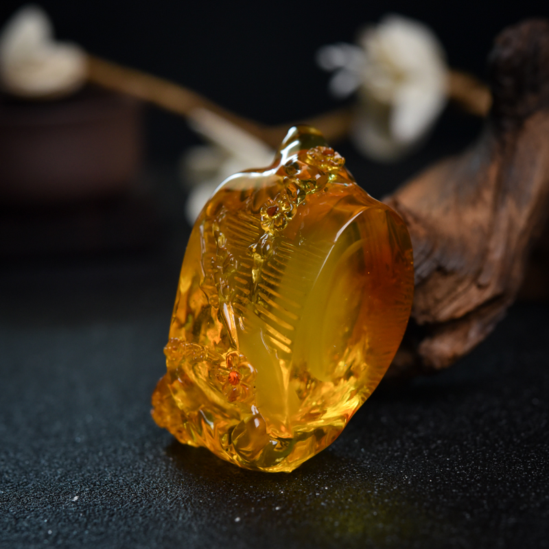 鸡油黄天然金绞蜜茶壶摆件-红掌柜