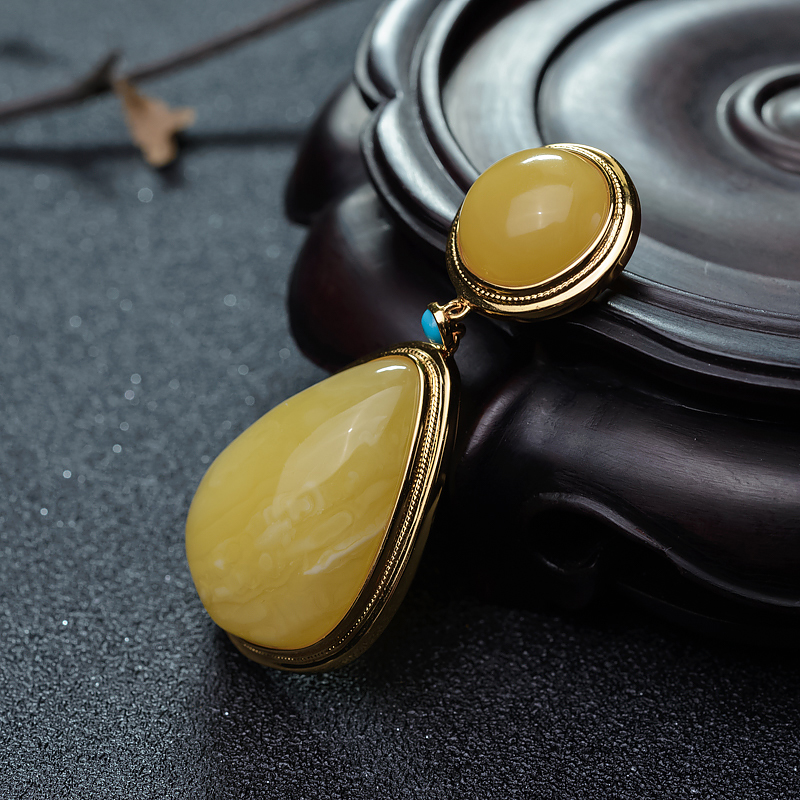 鸡油黄蜜蜡吊坠-红掌柜