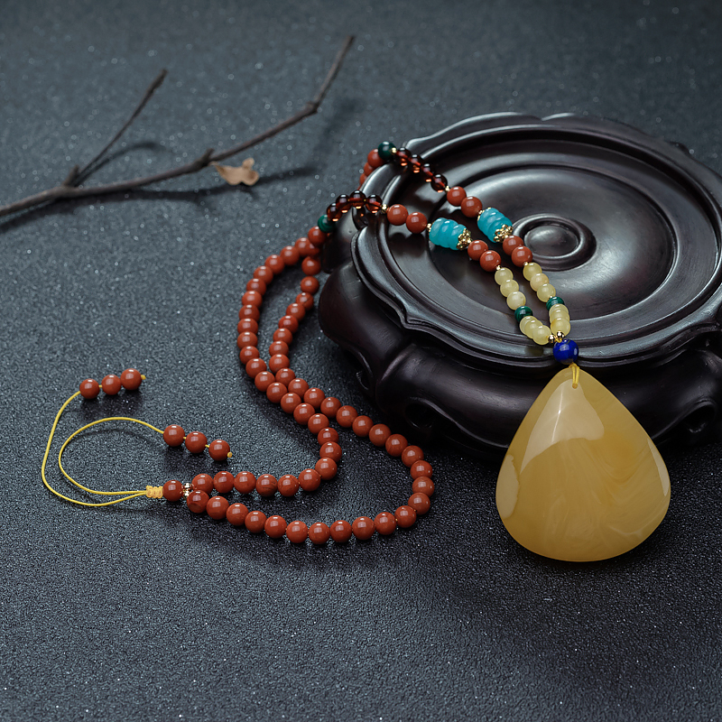 鸡油黄蜜蜡随形项链-红掌柜