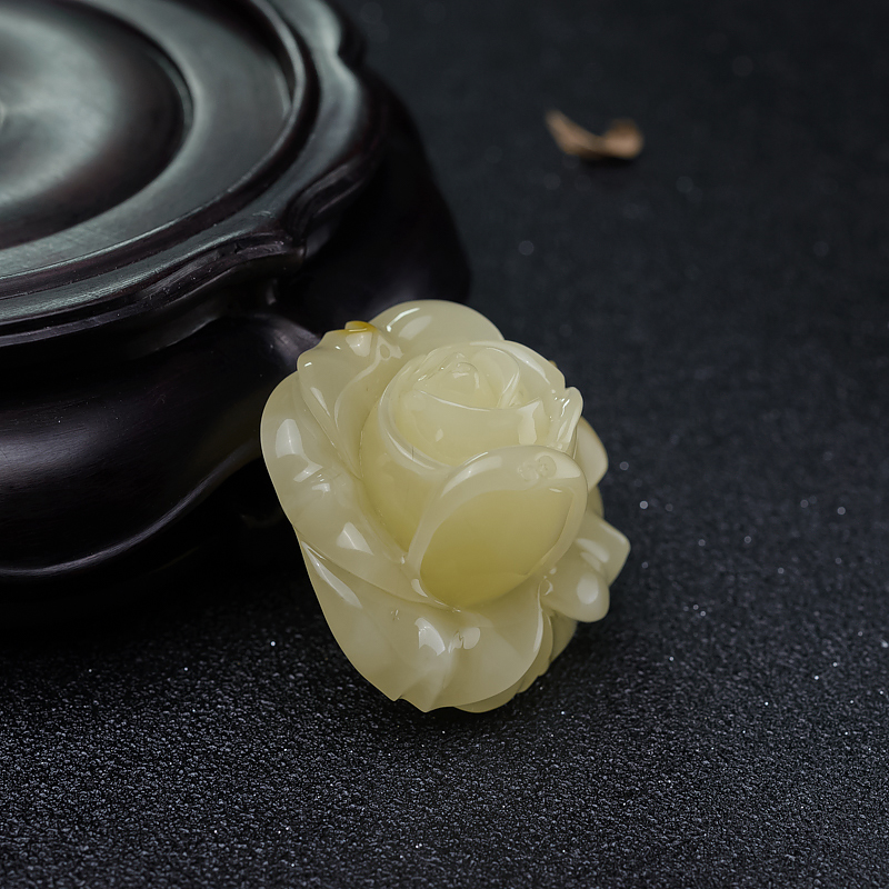 天然浅黄蜜蜡玫瑰花吊坠-红掌柜