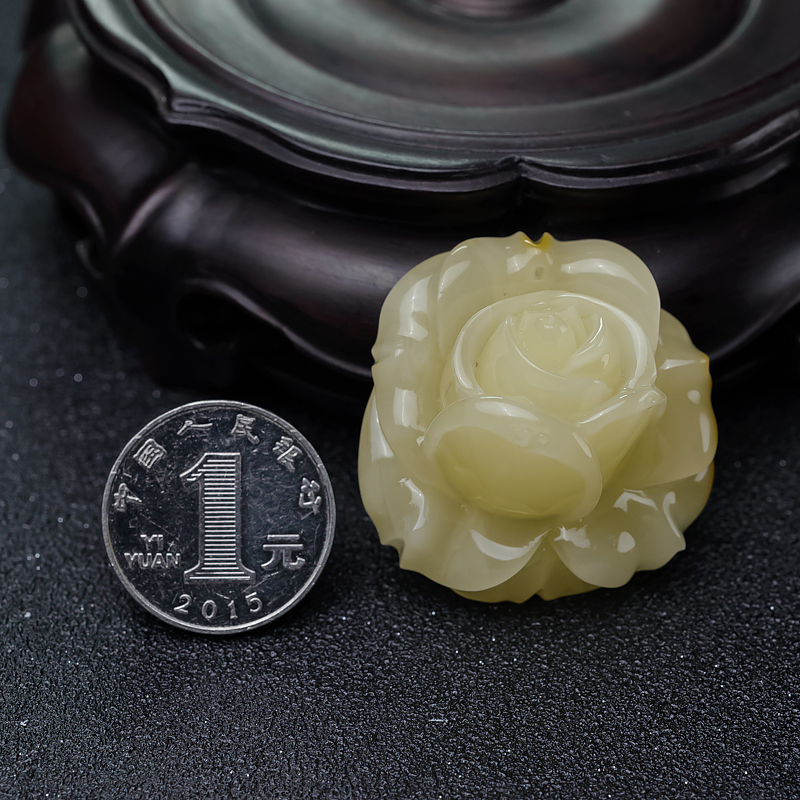 波罗的海天然蜜蜡玫瑰花吊坠-红掌柜