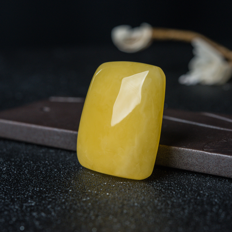 天然蜜蜡无事牌吊坠-红掌柜