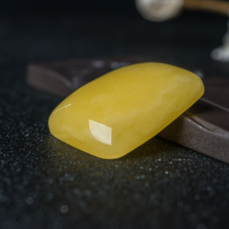 波罗的海蜜蜡无事牌吊坠-红掌柜