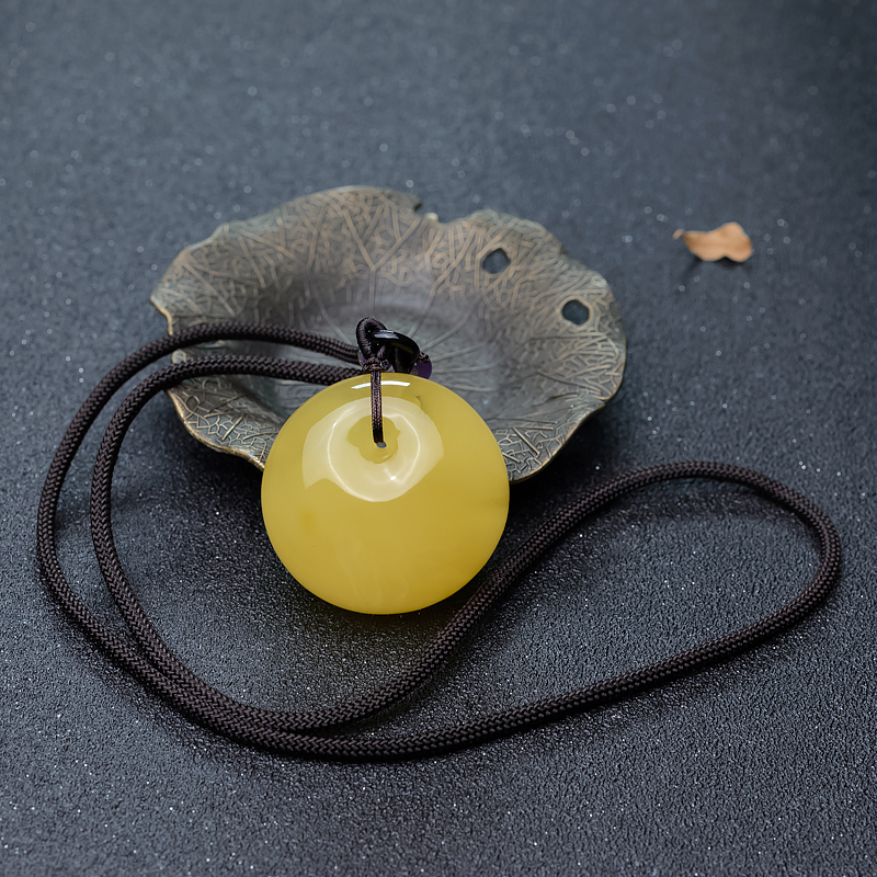 鸡油黄蜜蜡平安扣吊坠-红掌柜