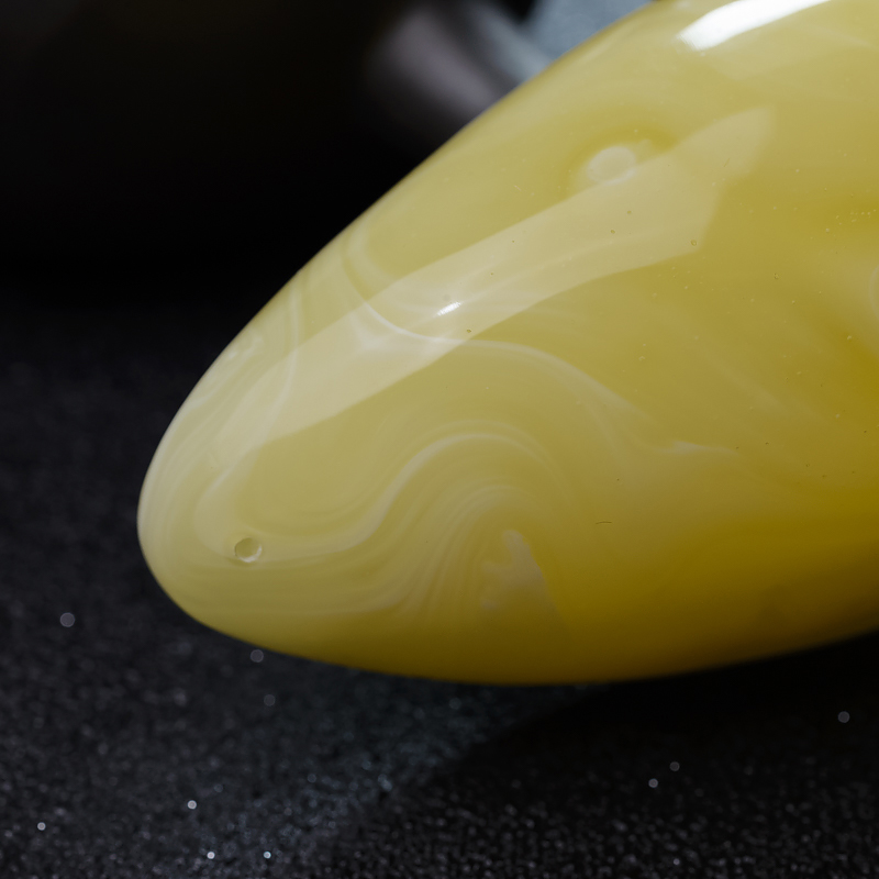 柠檬黄蜜蜡随形吊坠-红掌柜