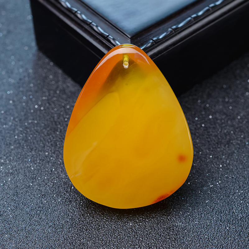 鸡油黄蜜蜡水滴吊坠-红掌柜